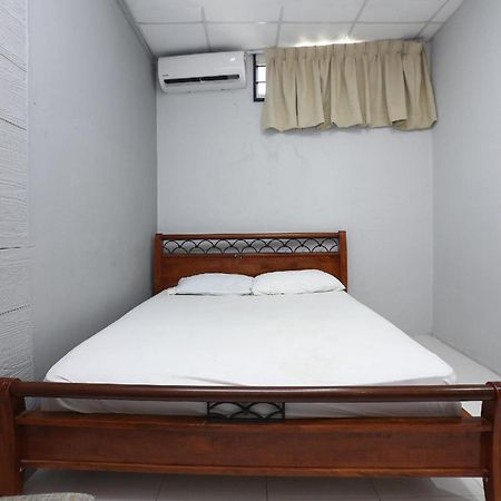 Spot On 89796 D'Noor Budget Inn Kota Bharu Exterior foto